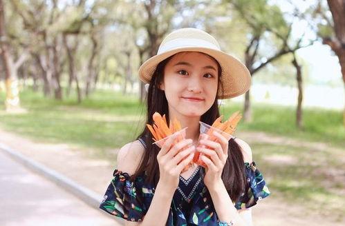 娱乐吃瓜酱释怀,揭秘娱乐圈背后的故事与真相  第2张